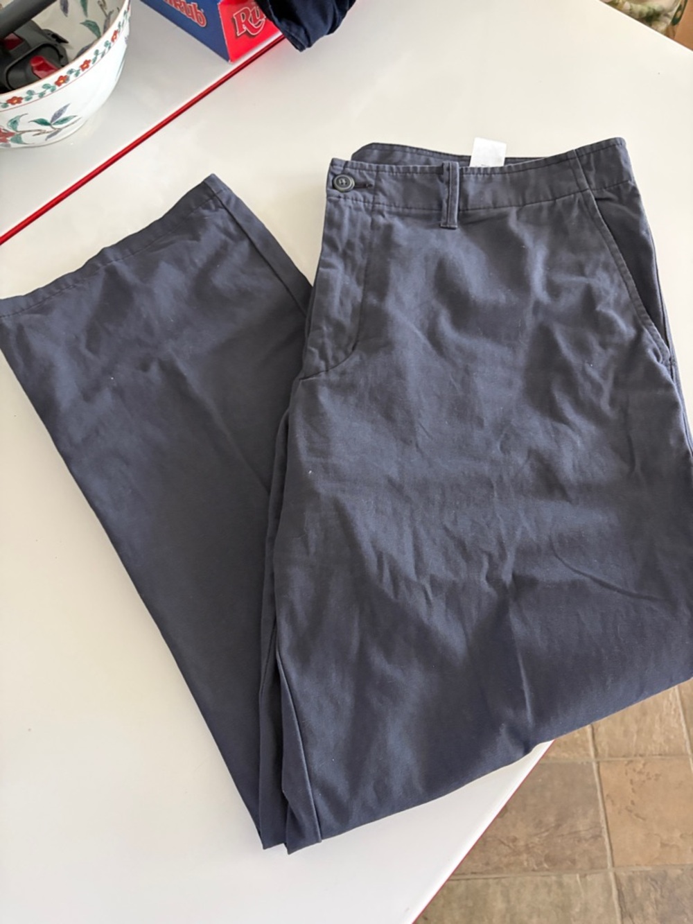 Old Navy Men's Navy Chino Pants - Straight Fit